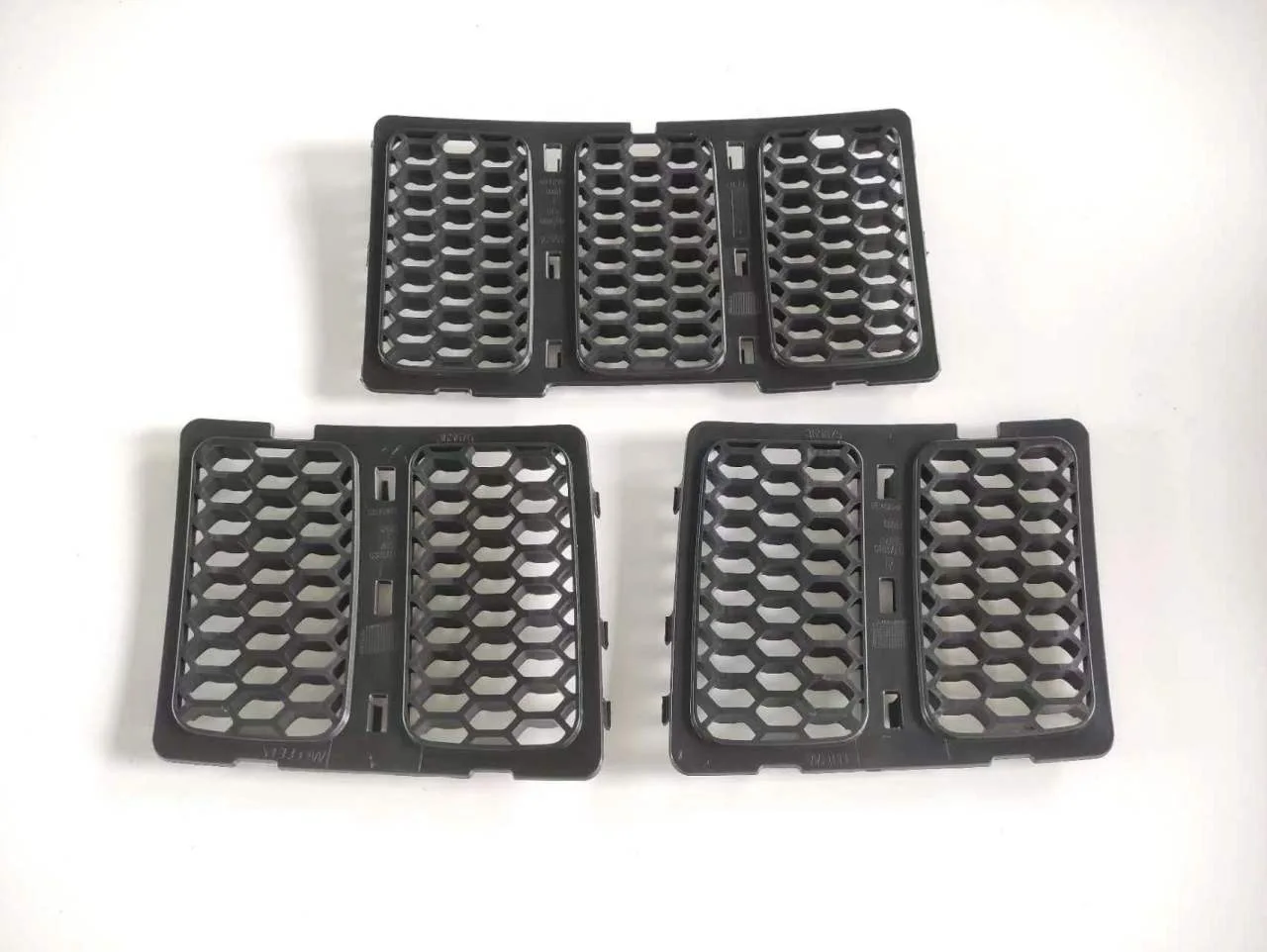 Set 68143073AC 68143074AD 68143075AB Medium grid honeycomb black 2014-2016 for Jeep Grand Cherokee