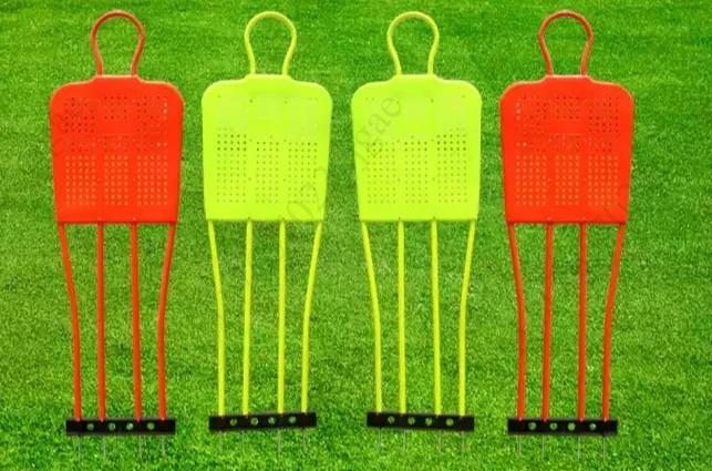 Football training obstacle set piece free kick footwork training auxiliary simulated human wall football training equipment