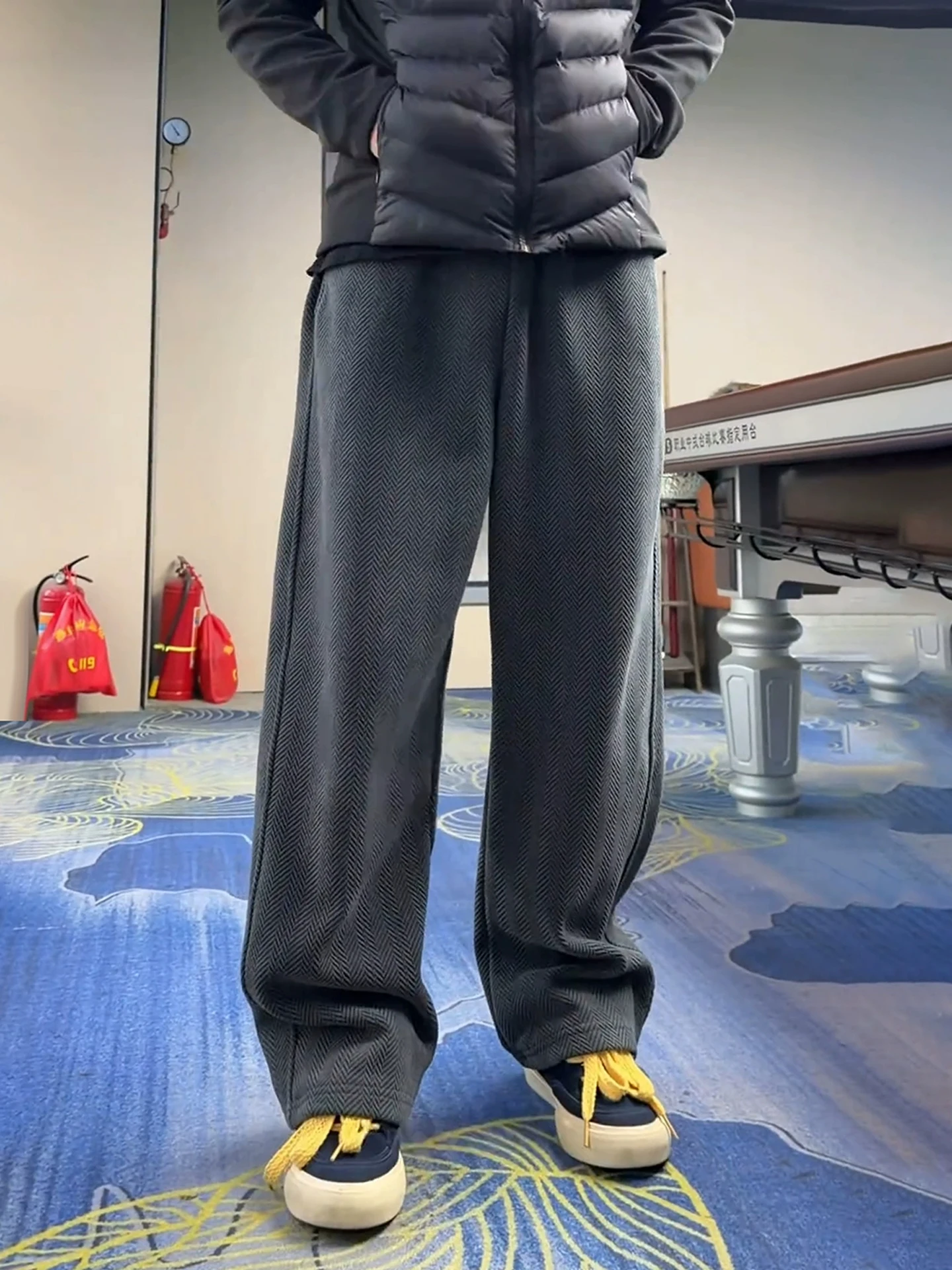 

ay Fce Lined Men's Straight Leg Pants Autumn Winter American Retro Knife Flared Sweatpants Sport Casual Straight Le...