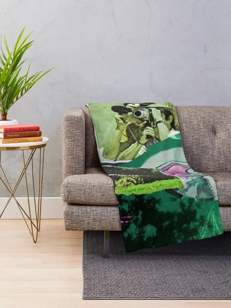 The Ceaseless Watcher Throw Blanket Thermal Soft Plush Bed covers Blankets