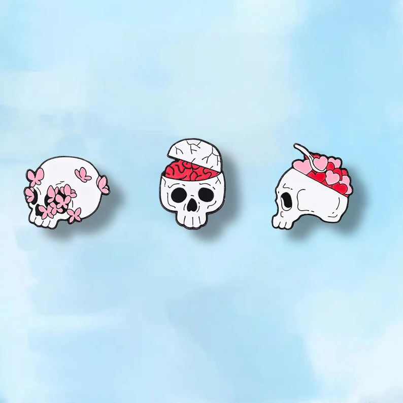 Creative Skull Enamel Brooch Pink Butterfly Love Pill Brain Horror Skull Metal Badge Punk Costume Lapel Pin Jewelry Accessories