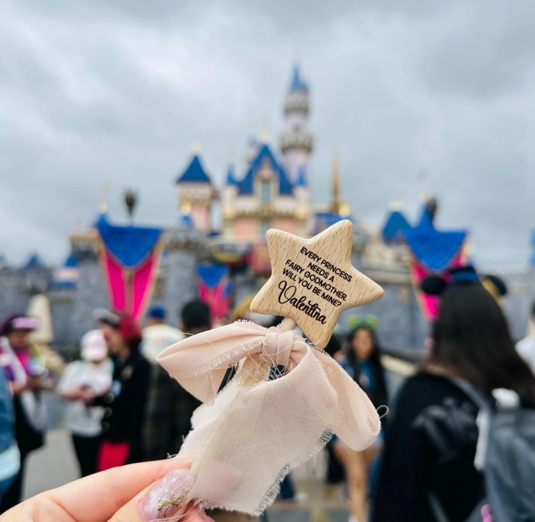 Varita mágica grabada personalizada para niños Varita de estrella de madera personalizada – Regalo de propuesta de hada madrina, regalo de bautizo o recuerdo