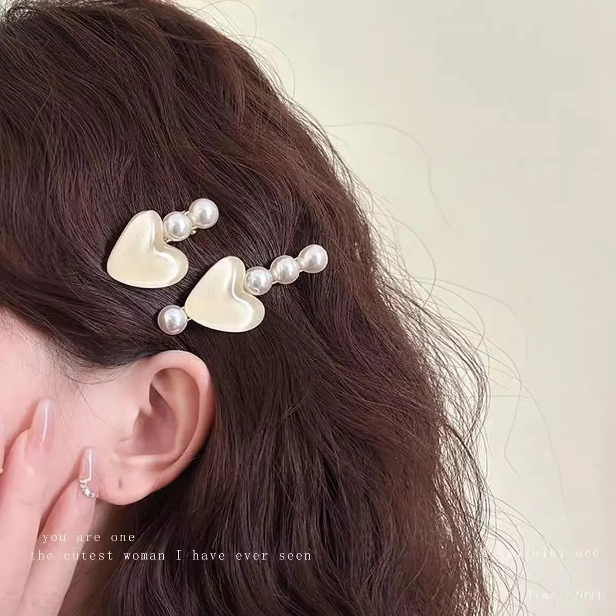 

Sweet Pearl Heart Hair Clip – Forehead Bangs Clamp, Princess & Cute Duckbill Hair Accessories for Teen Girls