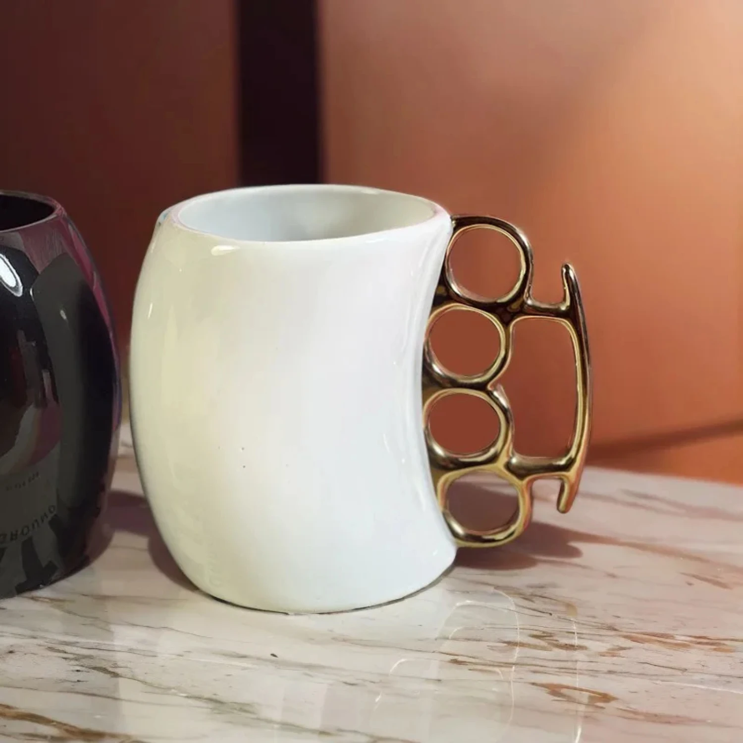 Creative Irregular High Temperature Explosion-Proof Solid Color Brass Knuckle Mug Fist Boxing Cup Porcelain Cup