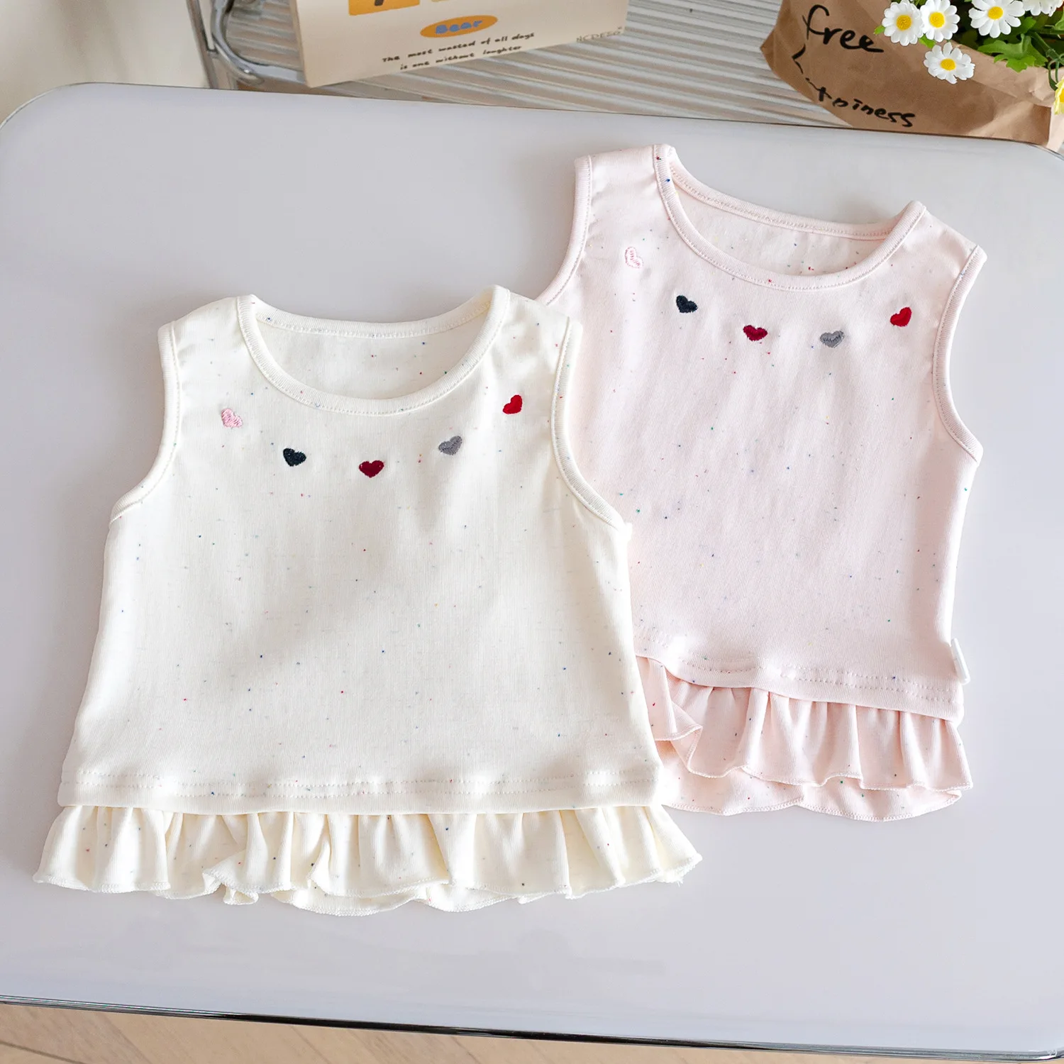 

Girls' Summer Sleeveless Vest 2025 New Foreign Style Thin Splicing Lace Baby Girl Casual Outerwear Top