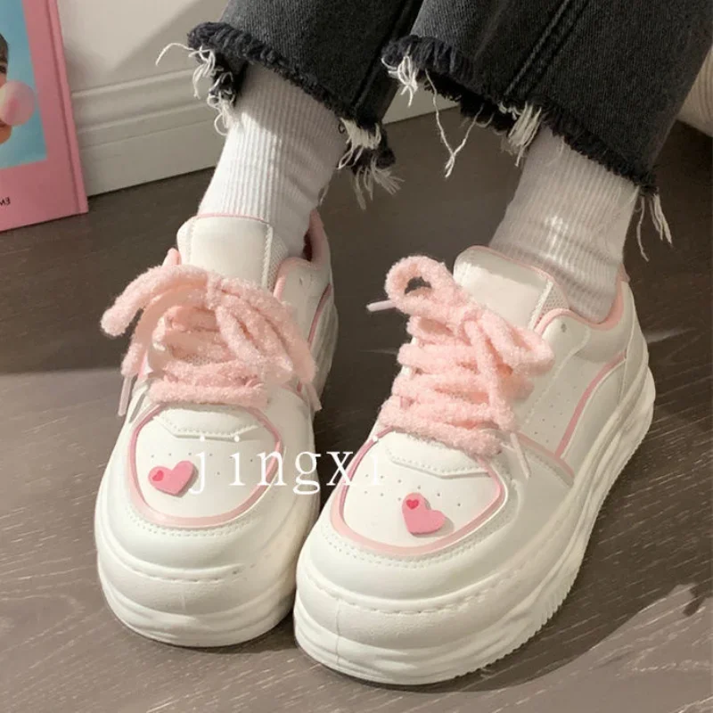 White Pink Women\'s Sports Shoes Kawaii Heart Platform Sneakers Korean Fashion Lolita Footwear Vintage Vulcanize Casual Flats