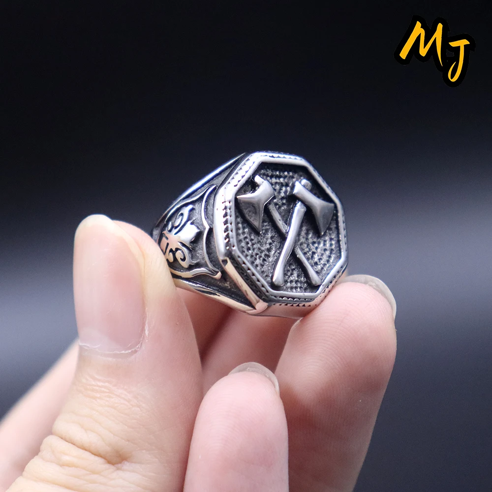 

Vikings Axe Rings Men Vintage Stainless Steel Norse Futhark Rune Fashion Odin Symbol Norse Totem Amulet Jewelry Gift
