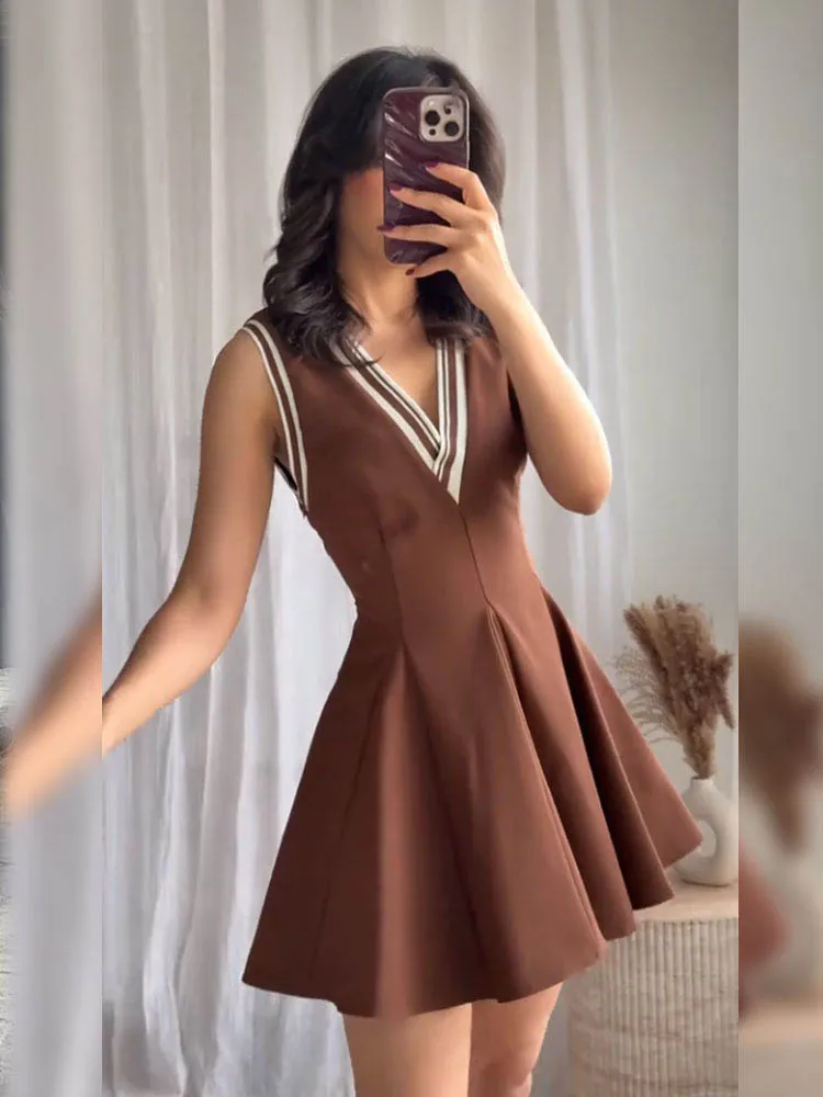 HH Damskie Sukienki Nowa Moda Brązowa Sukienka Bez Rękawów z Dekoltem w Serek i Bocznym Zamkiem Błyskawicznym Letnia Sukienka w Stylu Wakacyjnym Dopasowana Sukienka Ołówkowa