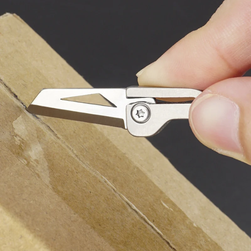 Imagem -04 - Edc Titanium Alloy Mini Knife Equipamento de Camping Unboxing Holiday Gift Chaveiro Pendurado Outdoor Multi Tools