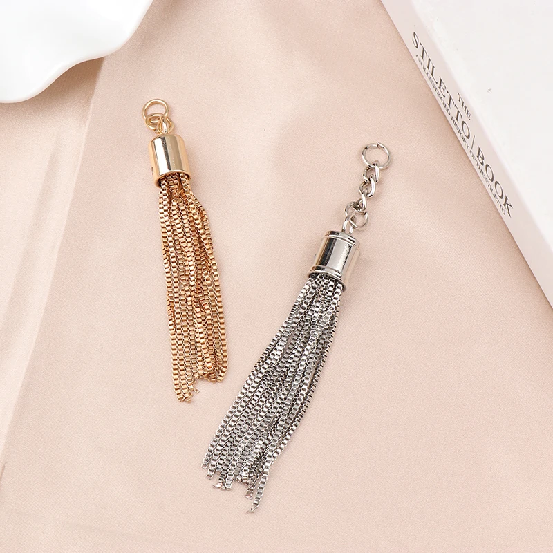 Fashion Tassel Pendant Keychain Shoulder Bag Tassel Metal Buckle Tassels Pendant Handbag Decoration Purse Hardware Accessories