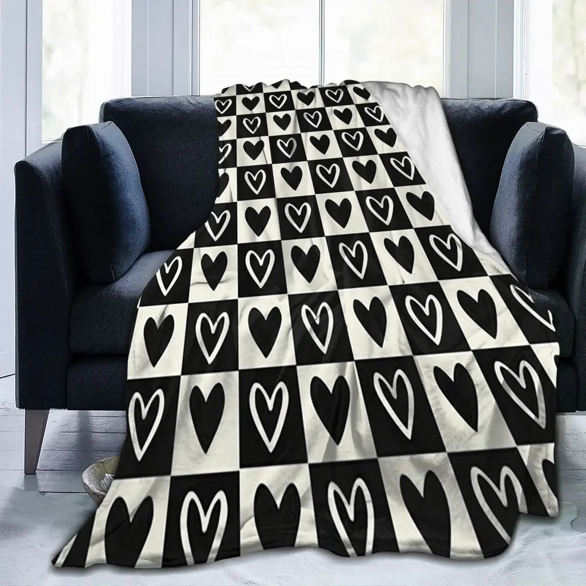 

Plaid Love Checkerboard Blankets Fleece Decoration White and Black Portable Thin Throw Blankets for Bedding Car Bedspreads