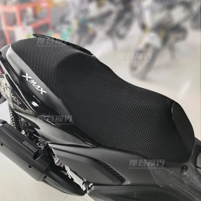Suitable for Yamaha XMAX300 cellular leather seat cover - sun protection, heat insulation, breathability, 3D mesh seat cover