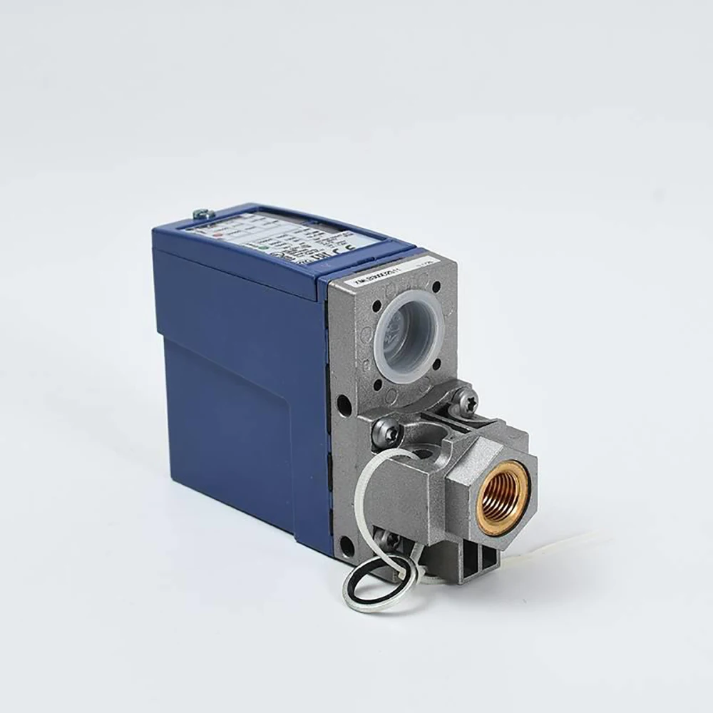 

240V 1.5A Electromechanical Pressure Switch XMLB160D2S11