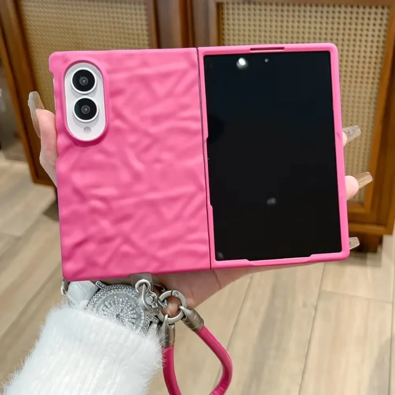 Luxury Korean Skin Feel Wrinkle Pattern Case for Samsung Galaxy Z Fold8 7 6 5 Fold 8 Ultra Fold7 Lanyard Wrist Strap Matte Cover