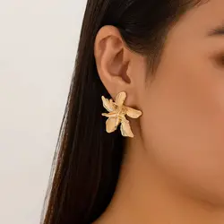 IngeSight.Z 2024 Trendy Metal Double Layer Flower Earrings for Woman Vintage Gold Color Floral Stud Earrings Party Jewelry Gift
