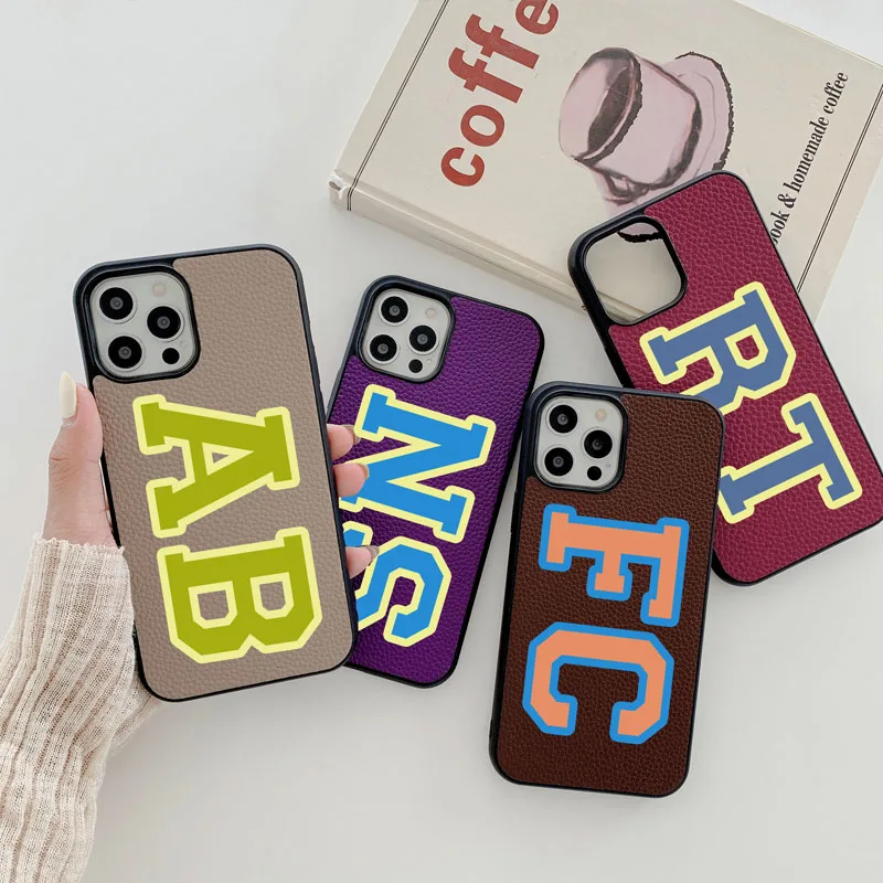 Varsity Tên Viết Tắt Personalised Da Cao Cấp Pebble Hạt PU Dành Cho Iphone 14 13 Pro Max 12 11 Max Pro X XS XR 7 8 Plus Có
