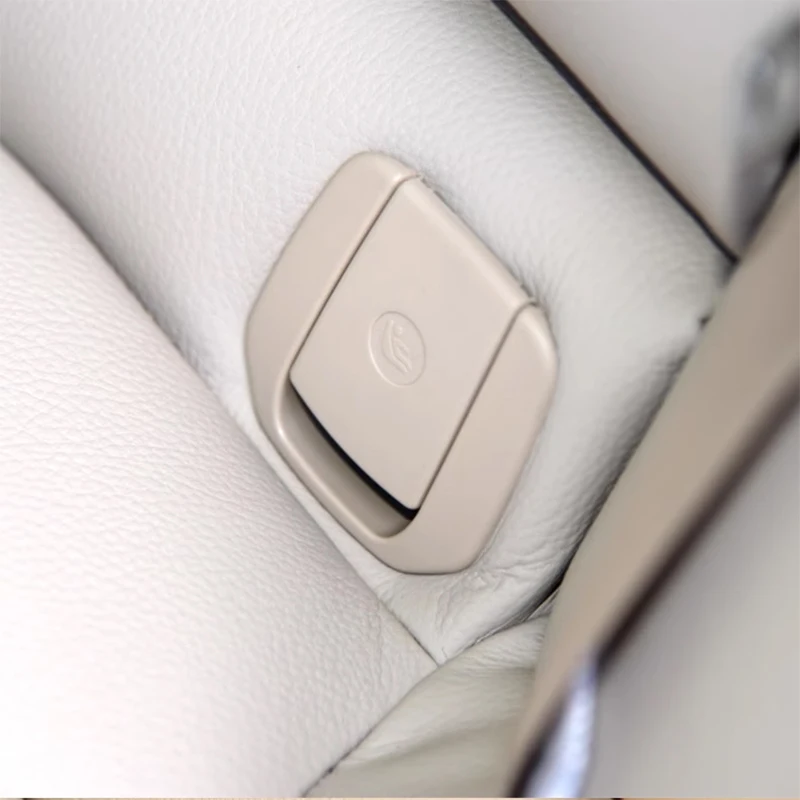 

1PC Rear Child Seat Anchor Safety ISOFIX Cover Restraint 52207319686 For BMW 1 2 3 X1 Series F20 F21 F22 F30 F31 F35 E84 E87 E90