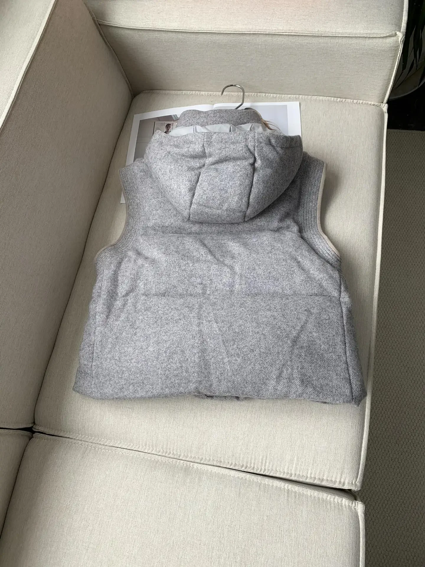 Women Grey Goose Down Vest Autumn Winter Beaded Chain Sleeveless Single Breasted Casual Ladies Knitted Jacket