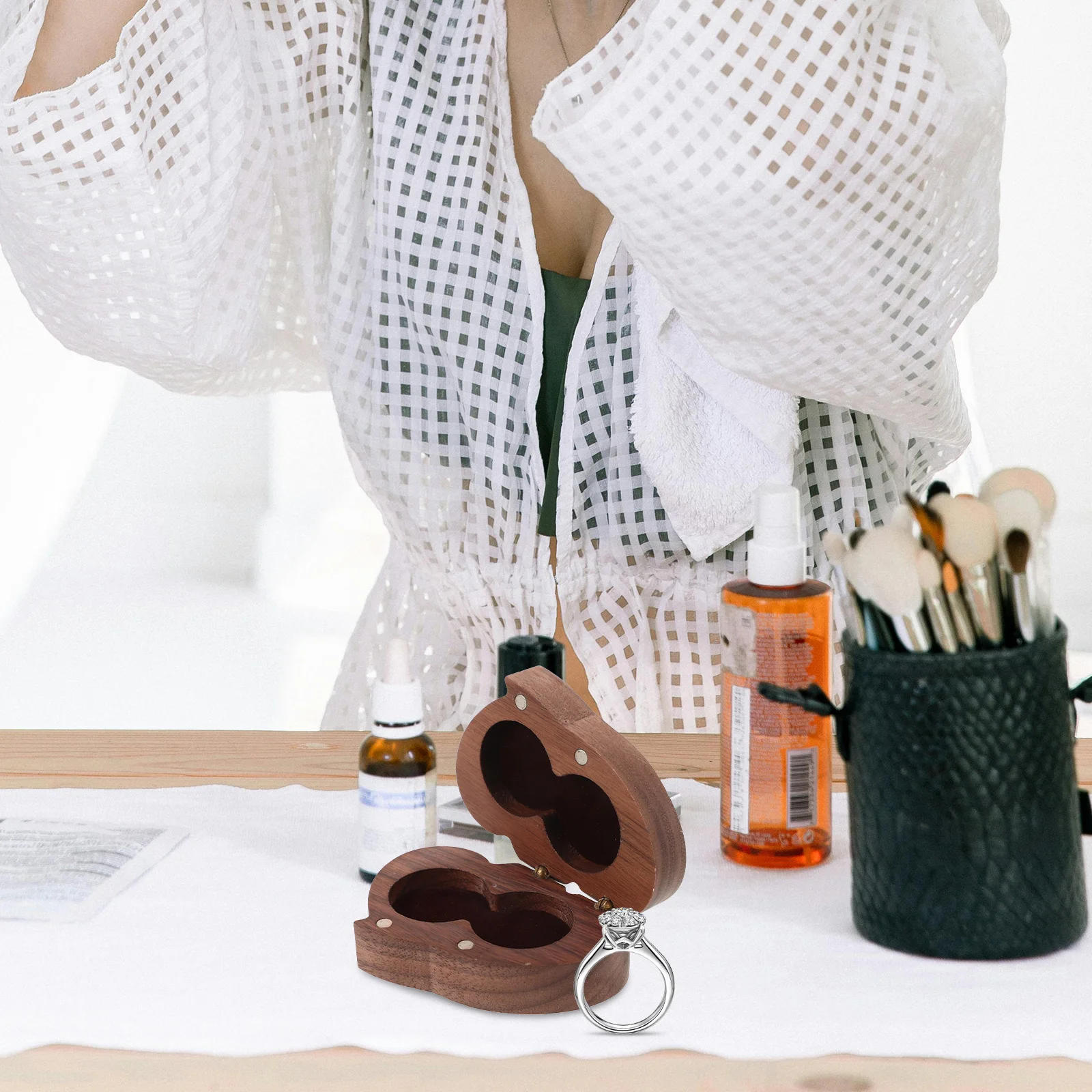 

Engagement Wooden Heart Rings Box Wedding Jewelry Gift Portable Lightweight Durable Storage Wooden Ring Box Wood Rings Case