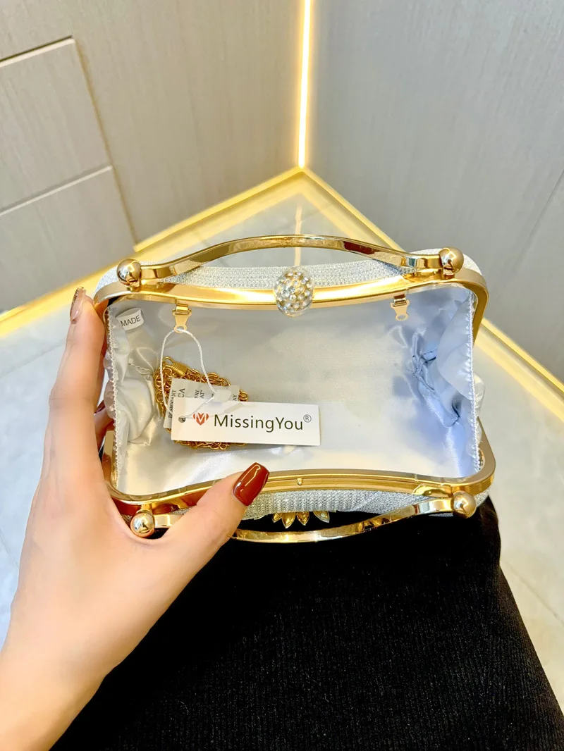Women Elegant Pleated Evening Handbag Crystal Flower Metal Frame Clutch Purse With Chain For Dinner Party Banquet