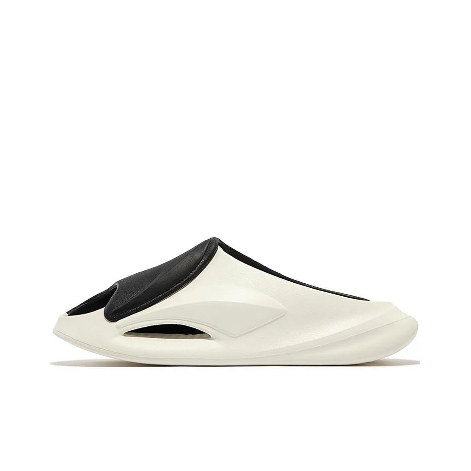 361 Flying Standard Slide Slippers Unisex Black White 672326727-1