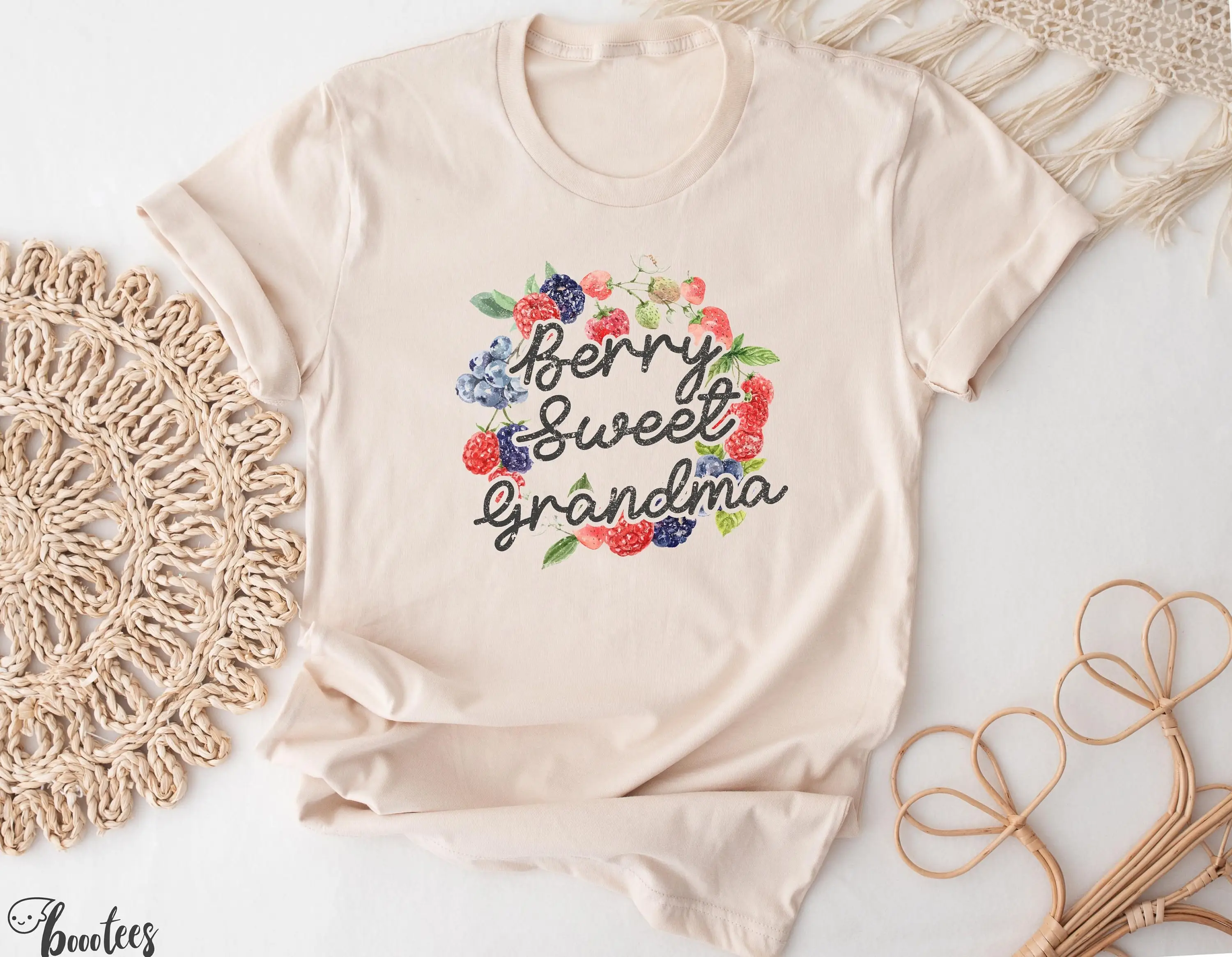 Cute Grandma T Shirt Berry Picking Idea Grandmother Present Strawberry Blackberry Blueberry Raspberry Granny Memom