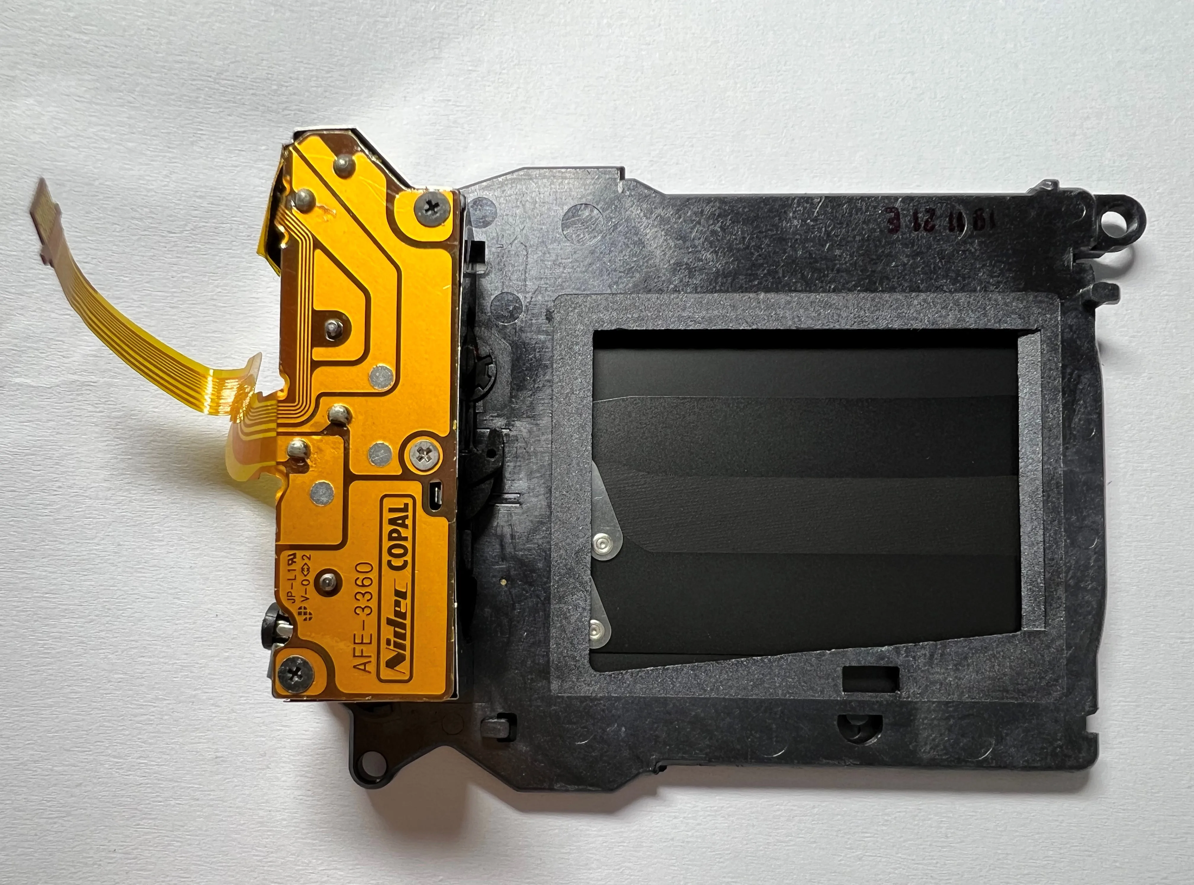 Original Shutter Unit Assy Shutter Group Blade For SONY ILCE-7M2/7M3/7M4 A7M2/A7M3/A7M4 A7II/A7III/A7IV Repair Part For Camera