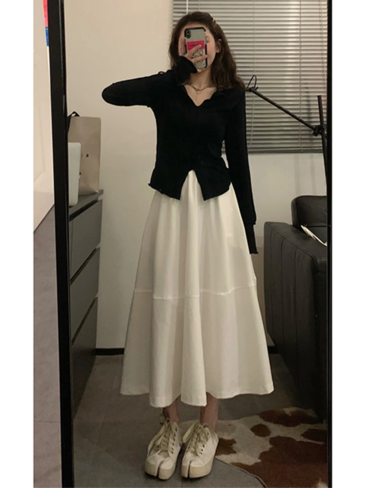 

High Waist A-Line Midi Skirt White Casual Umbrella Skirt Women's Early Spring Autumn Brand Zipper Sle Korean Version