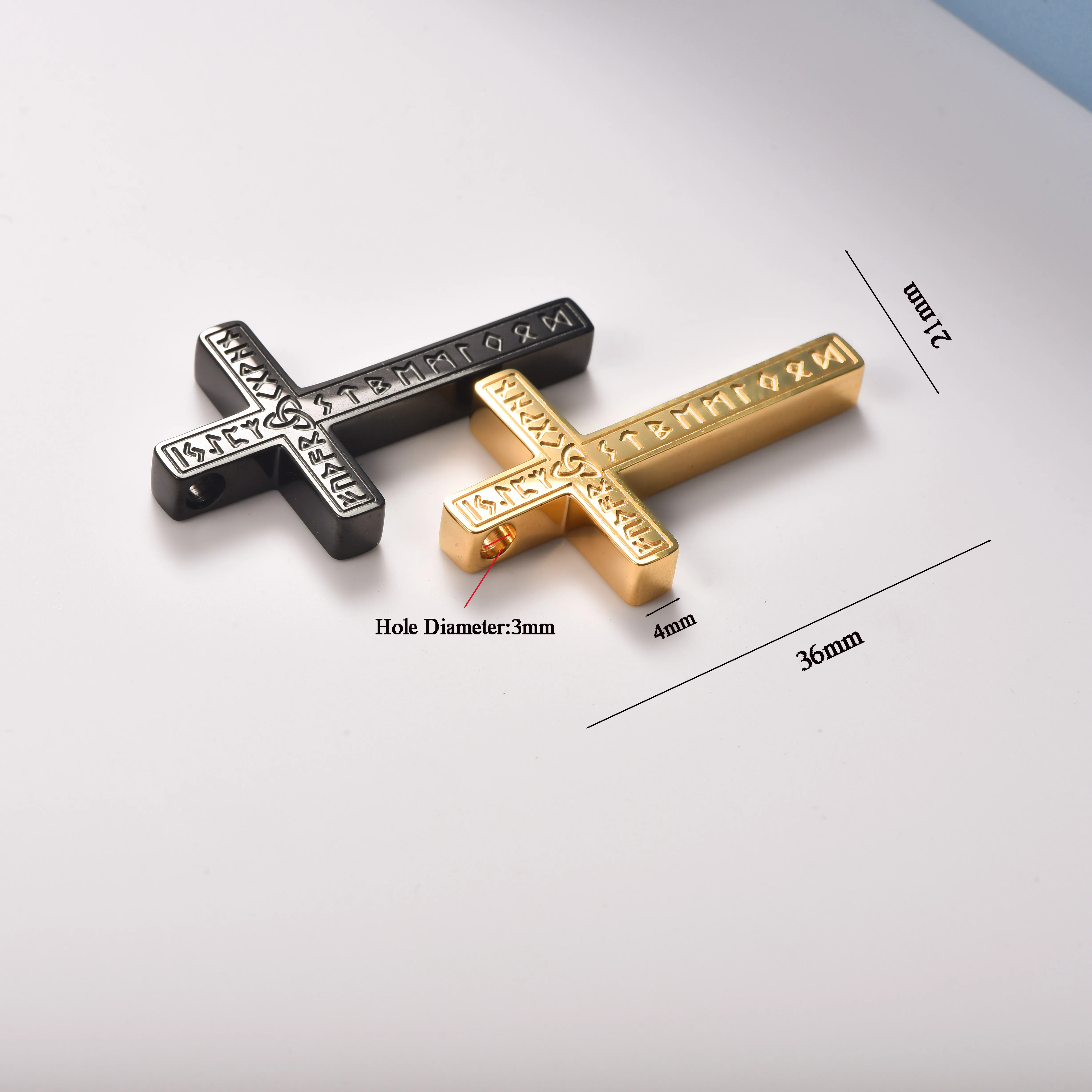 Kreuzanhänger mit nordischen Runen aus rostfreiem Stahl, anlaufgeschützt, wasserdicht, Kreuz-Charm für DIY-Schmuckherstellung – Detail 4