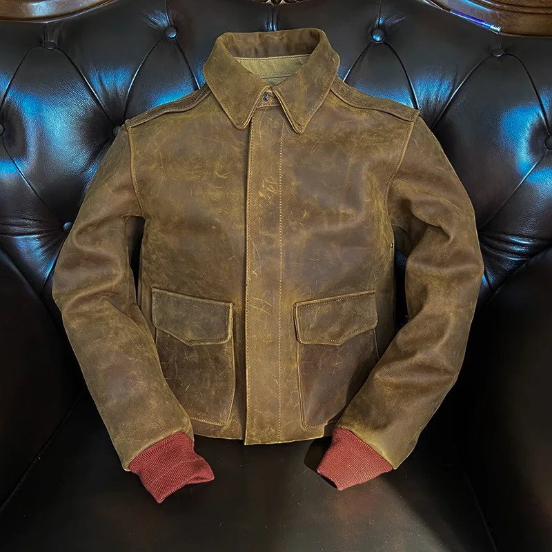 The leather wallet can overcome thick and heavy weights be wrapped in short pure cowhide