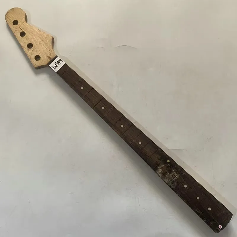 LN944 4 String Electric Bass Unfinished Neck for DIY Fans Right Hand No Frets No Paints Maple with Rosewood 21 Frets 864 Scales