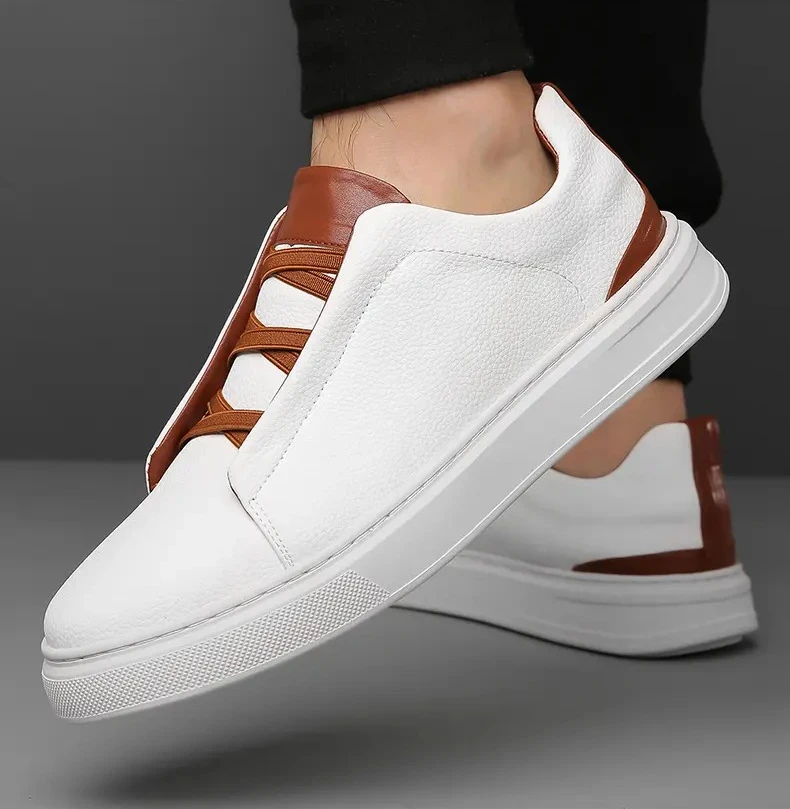

The 2025 new large-sized men's casual sneakers are versatile and fashionable white sneakers for summer sneakers men