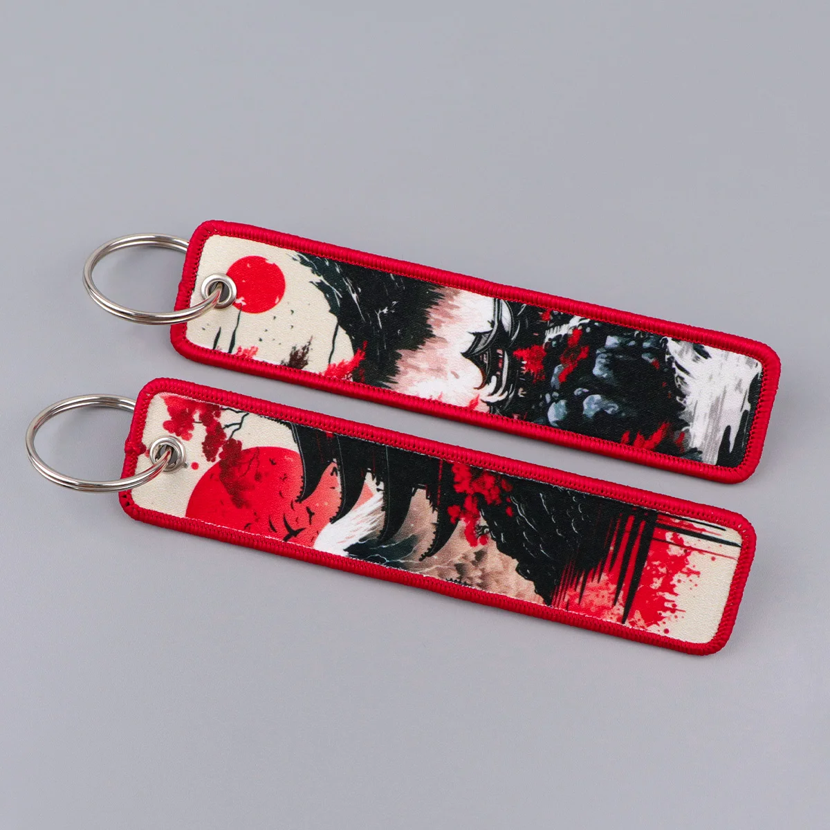 Schlüsselanhänger im japanischen Stil mit roter und schwarzer Tintenkunst-Stickerei, cooler Schlüsselanhänger für Motorräder, Autos, Schlüsselringhalter, Schlüsselanhänger, Chaveiro-Geschenk