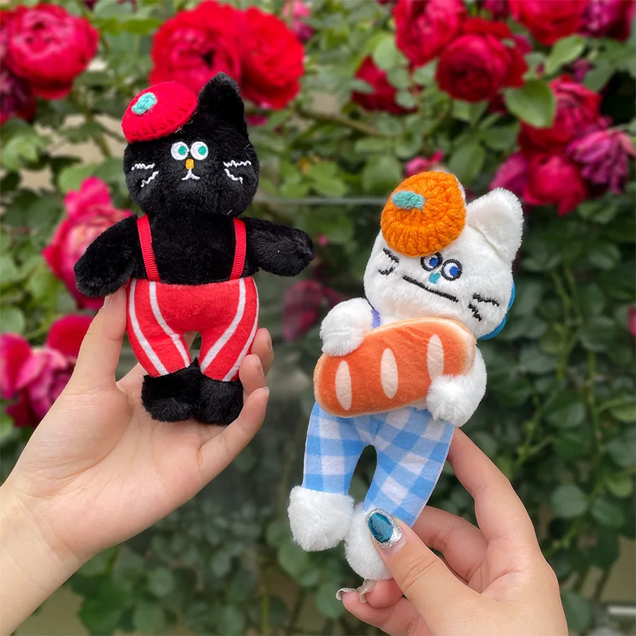 Creative Butterfly Catching Kitten Plush Toy Keyring Pendant Simulation Cute Plush Stuffed Kitten Keyring For Birthday Xmas Gift