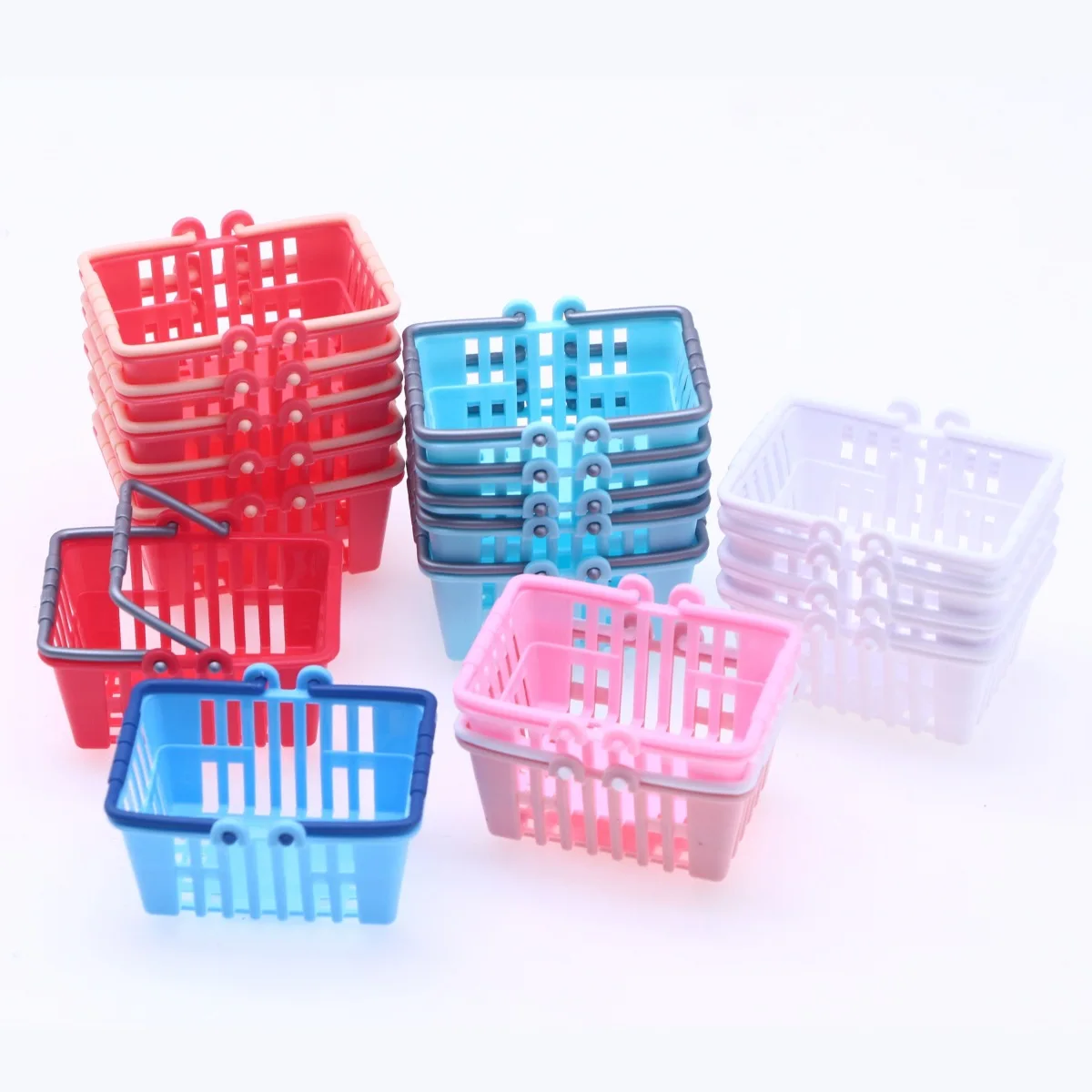 5pcs Dollhouse Mini Basket Plastic Rectangular Shopping Basket Miniature Supermarket Scene Simulation DIY Model Doll Accessories