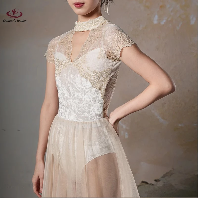 pratica-di-performance-per-competizioni-di-balletto-tuta-da-yoga-aerea-per-danza-per-adulti-in-patchwork-di-velluto-di-pizzo-retro