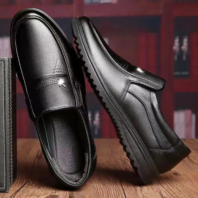 2024 Men Large Size High-quality Men Shoes Fashion Leather Shoes Men Loafers Business Casual Shoes Men Driving Shoes