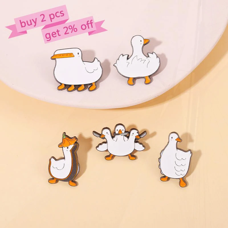 Mouth Dagger Pines Lapel Badges Animal Jewelry Gift for Kids Friends Funny Ducklings Enamel  Brooch Custom Overlap Ducks Big