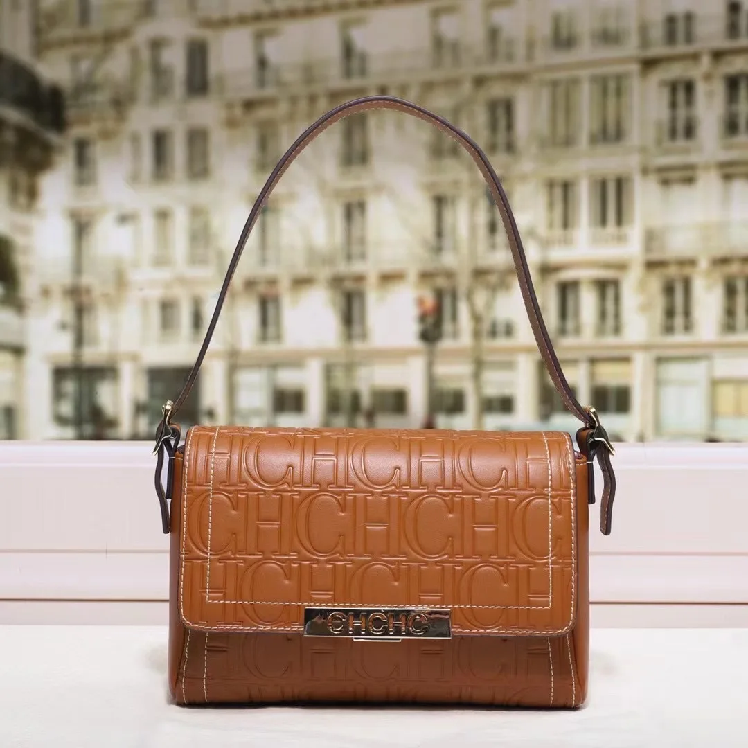 

2025 Elegant Trendy Handbag Minimalist Leather With Solid Color Design For Women Casual Business CHHCCH