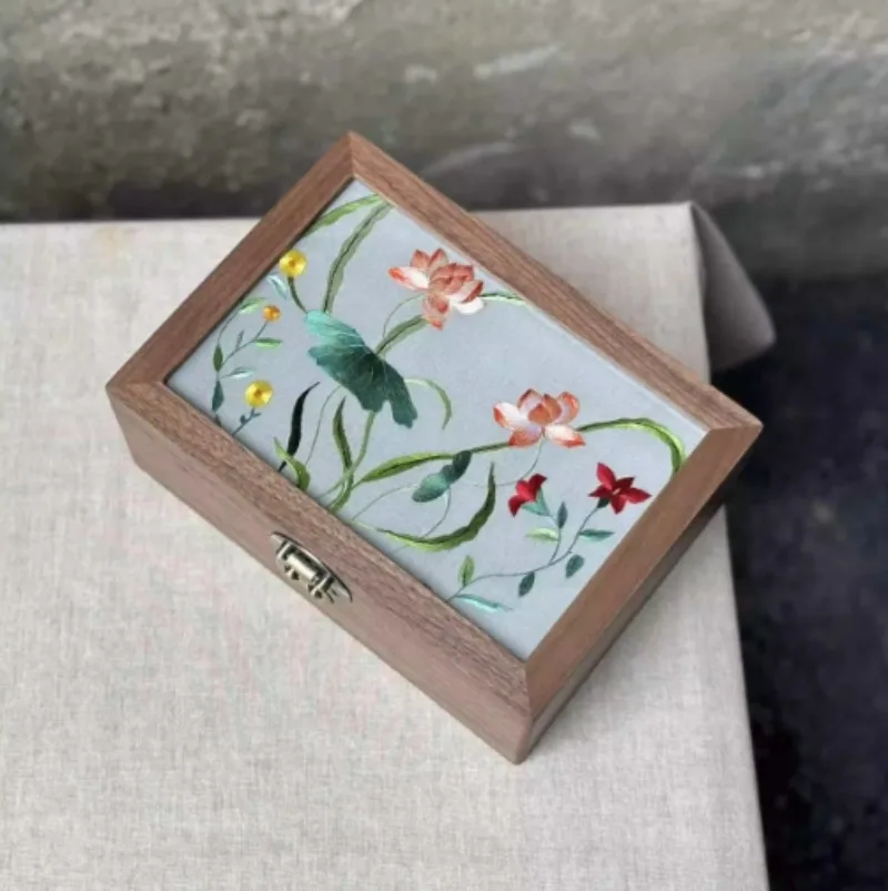 Suzhou embroidery jewelry box wooden silk embroidery jewelry storage box