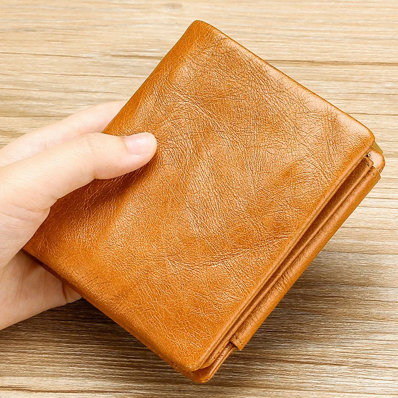 Genuine Leather RFID Retro Short Wallet Large Capacity Three-Fold Card Holder Pouch Purse Bag Oil Wax Cowhide Men's Money Clutc