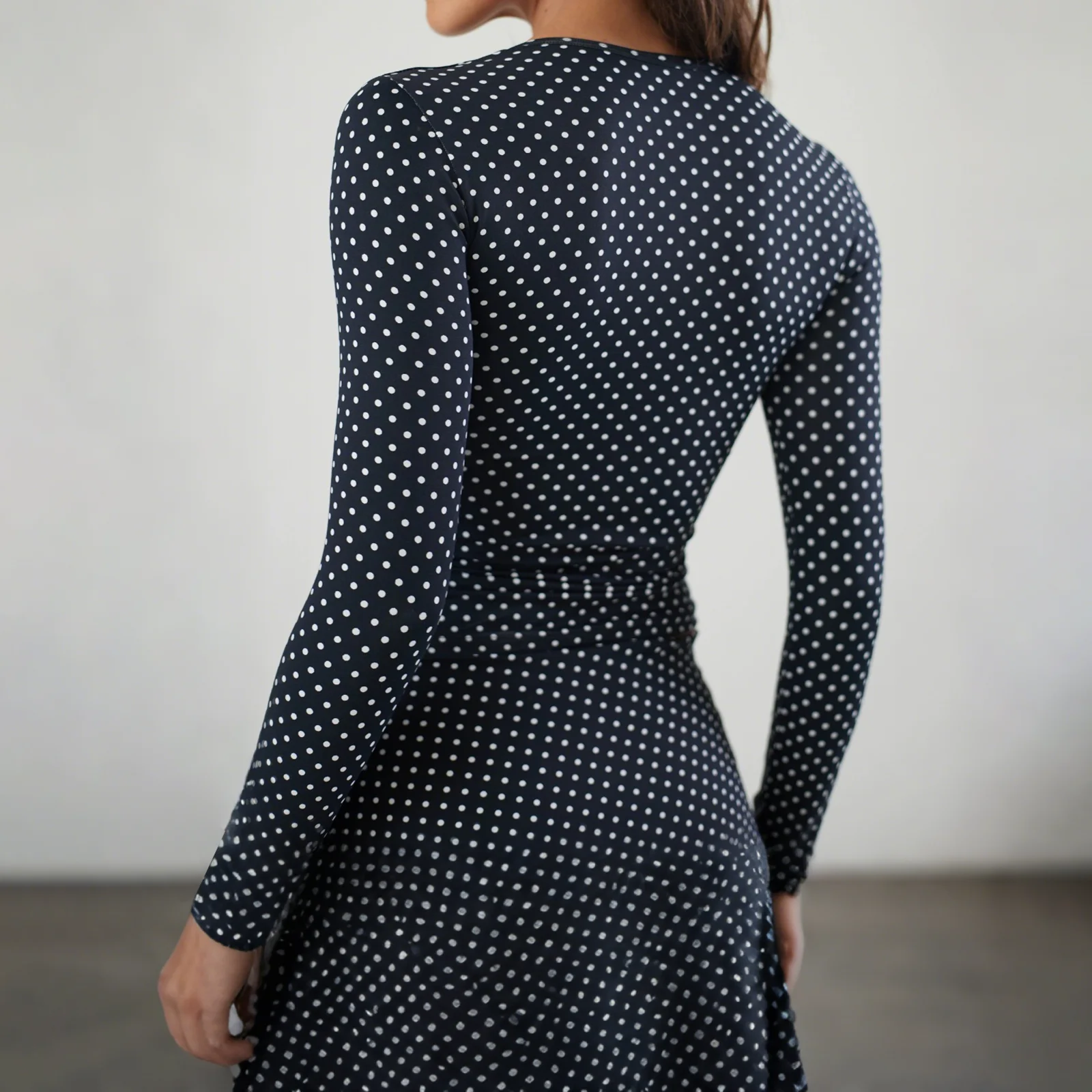 Y2K 여성용 긴 소매 탑 슬림핏 캐주얼 스타일리시 도트 프린트 딥 브이넥 티셔츠 가을용 대체 의류
