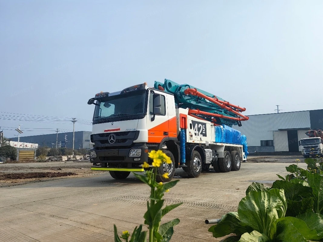 42m Chassis Boom Concrete Pump Truck, With The Engine And Its Spare Parts As Core Components.