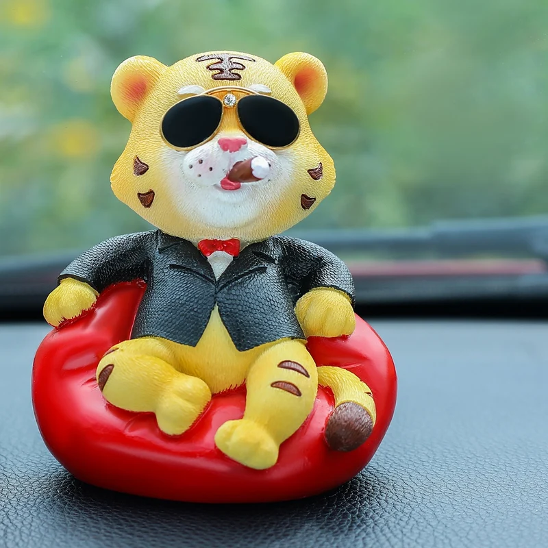 Car Sofa Tiger Ornament Domineering Sofa Tiger Console Dashboard Animal Action Figure Auto Interior Accessories