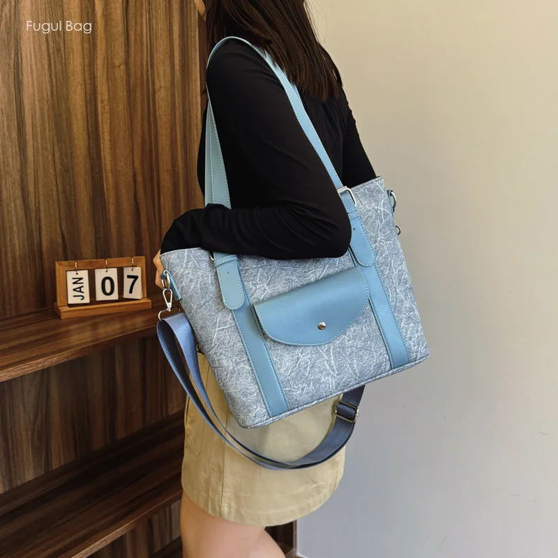 Women's Tote Bag Underarm Single Shoulder Crossbody Bag New Fashionable and Versatile High End Commuter Large Capacity