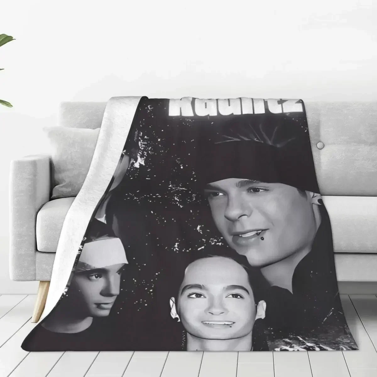 

Warm Soft Blanket Camping T-Tokio Hotel Throw Blanket T-Tom Kaulitz Flannel Bedspread Couch Chair Graphic Sofa Bed Cover