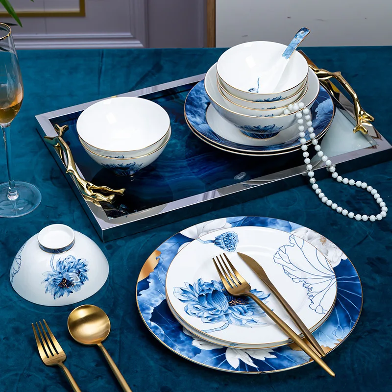 chinese style luxury plates dinner sets Blue and white porcelain china bone full set gold rim vajillas completa Bowl set