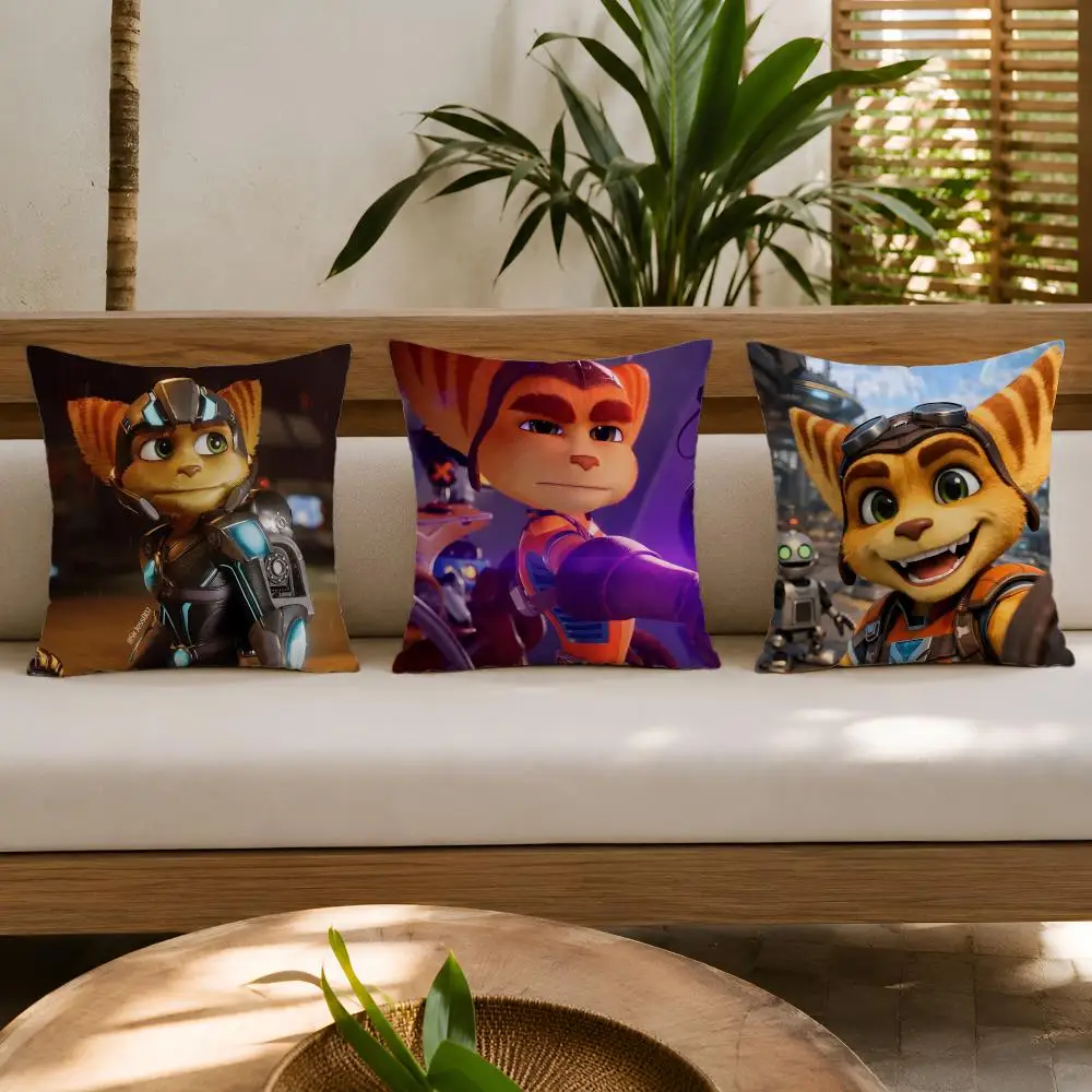 Cartoon R-Ratchet N C-Clank Cushion Cover Wrinkle-Resistant Short Plush Cushion Covers Breathable Machine-Washable