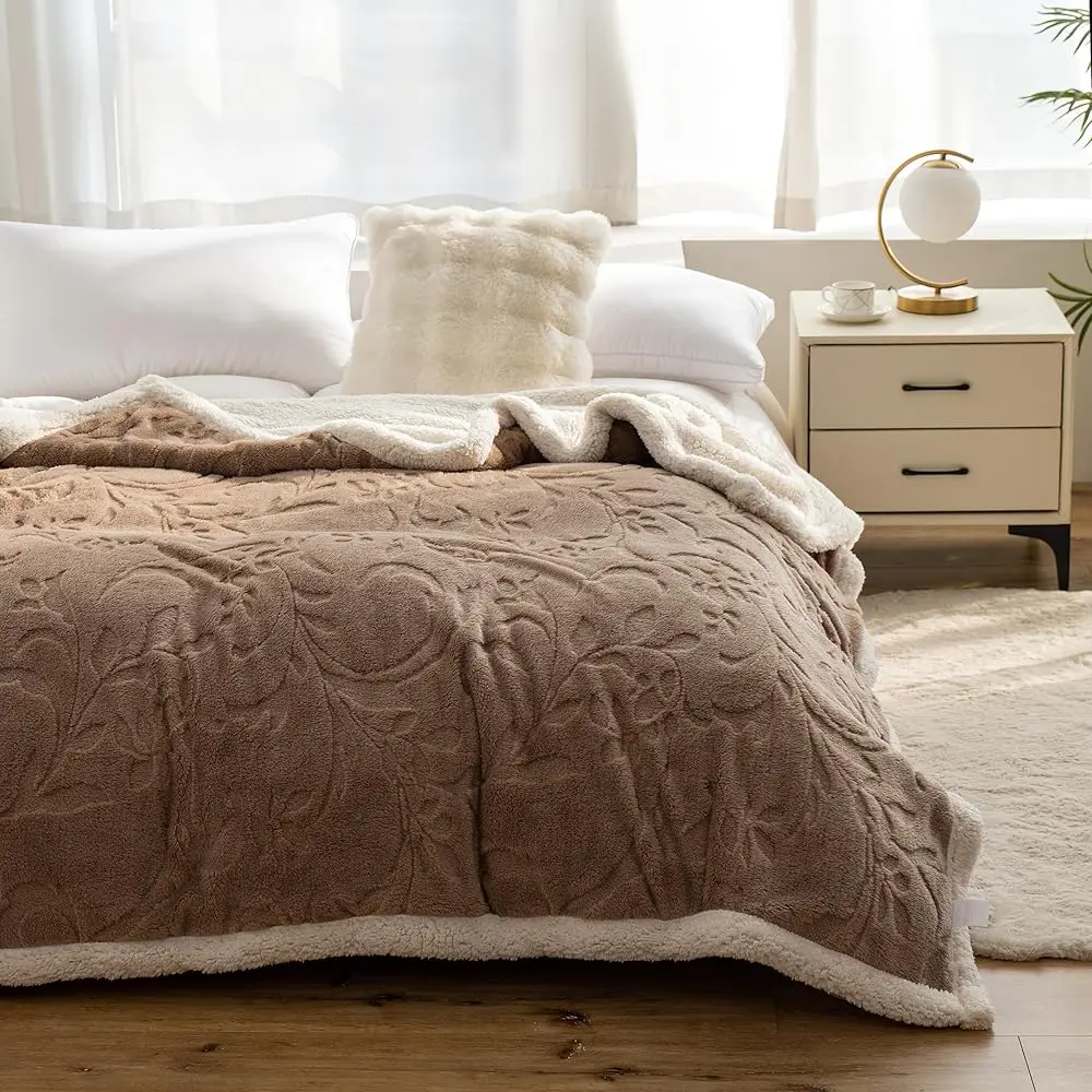 

Sherpa Fleece Blanket 60 × 80 H, Ultra Soft Twin Size Throw Blanket For All Season, Cozy Plush Floral Throw Blanket For Bed