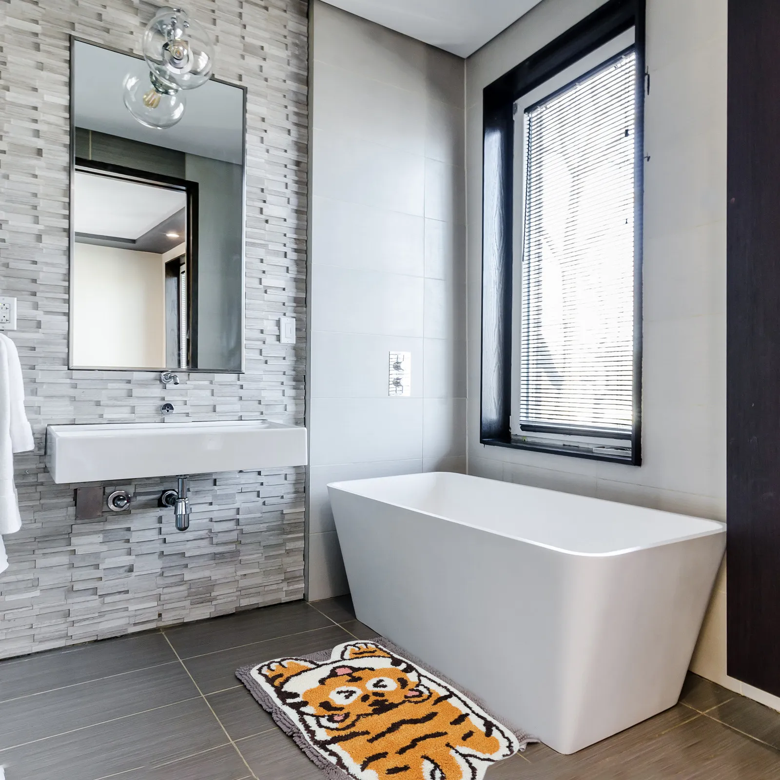 tapis-de-sol-antiderapant-en-forme-de-tigre-doux-et-absorbant-pour-la-decoration-de-la-maison-tapis-de-sol-de-salle-de-bain-tapis-decoratif-a-motif-de-tigre-resistant-a-l'eau